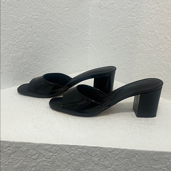 Marc Fisher Black Patent Leather 3” Heeled Sandals - Picture 3 of 6